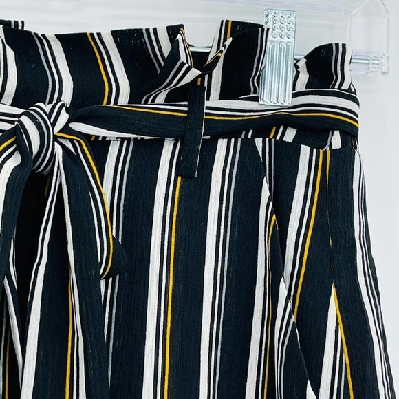 Lush High Waisted Paperbag Striped Shorts - Picture 2 of 9